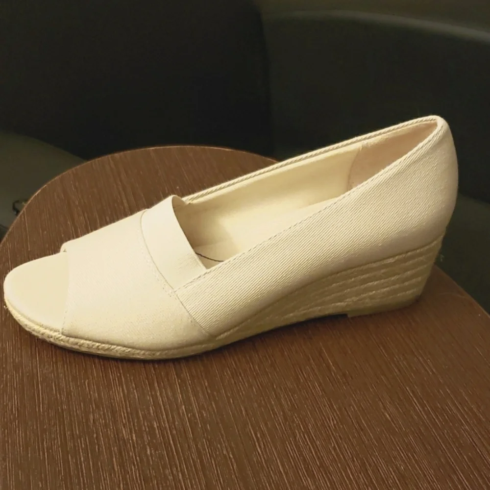 LifeStride Women's Sola Espadrille Wedge Sandal Size 8W